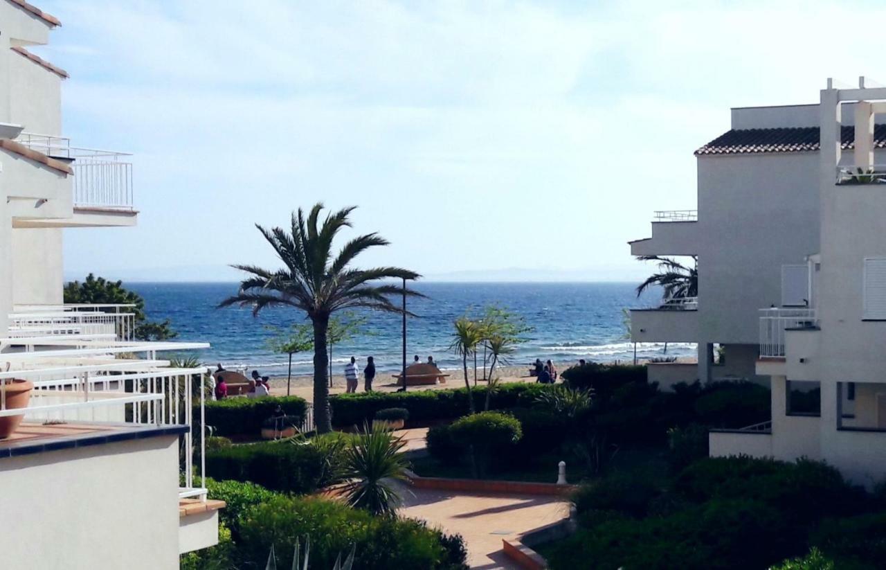 Residencia Platja De Roses Lejlighed Eksteriør billede